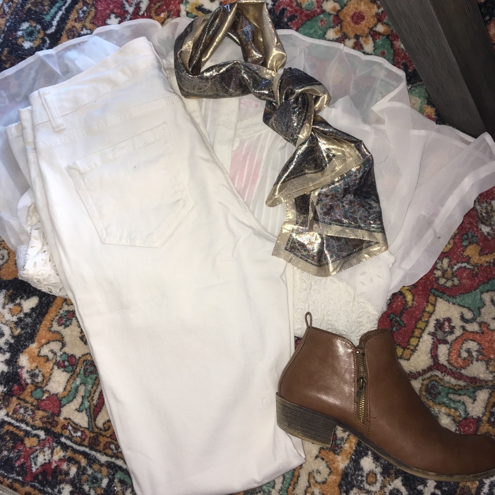 Nine West Jeans White bootcut jean sz 10